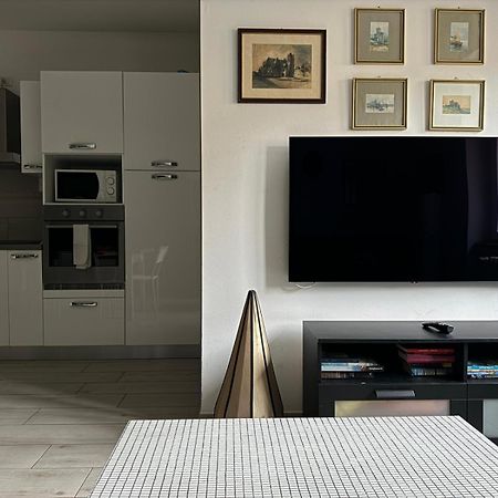 The Lighthouse - Central Apartment Aosta Exterior photo